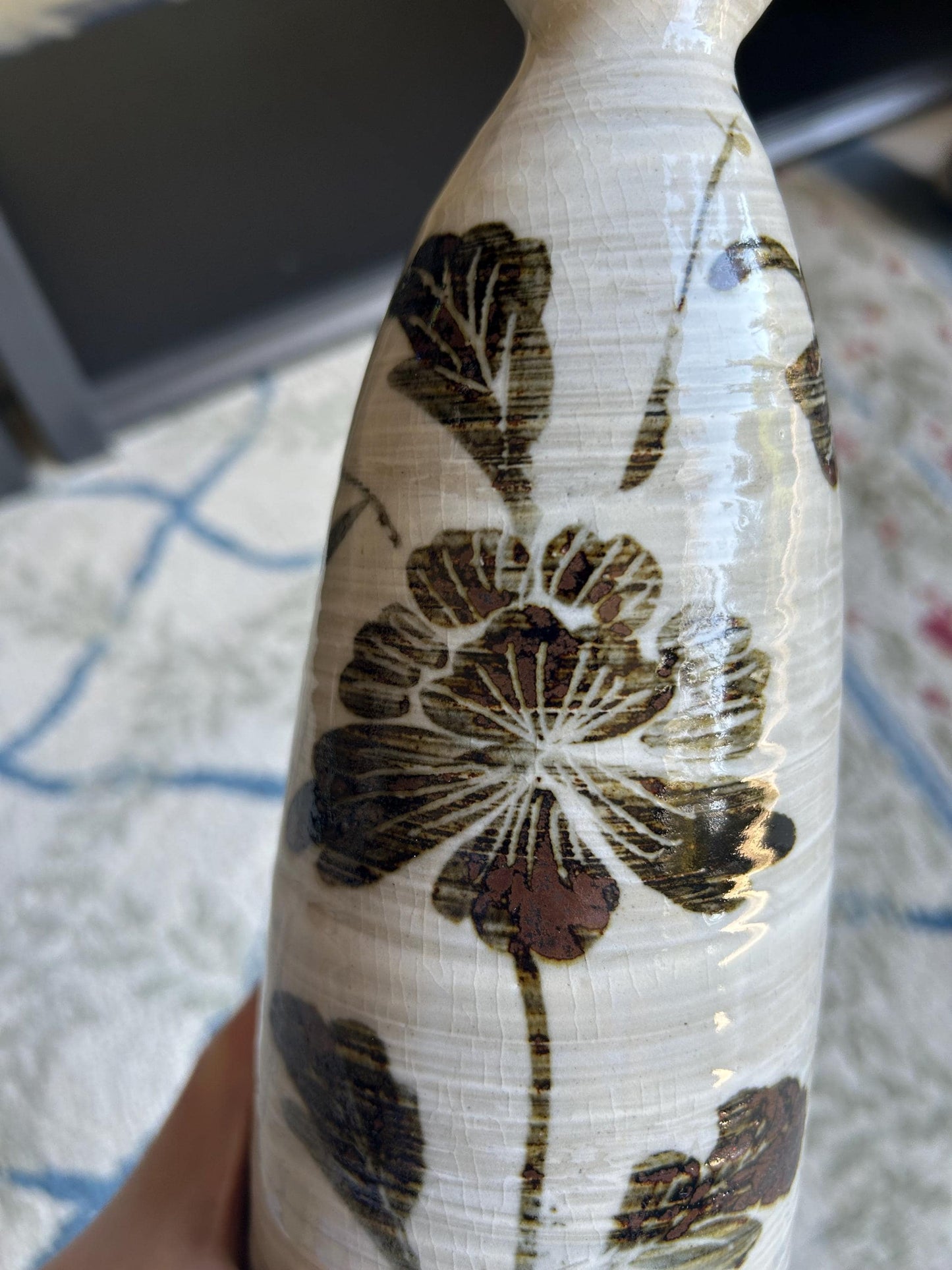 Vintage Japanese Happu-yaki Pottery Vase, Signed Kizan, Hand-Painted Floral Iron-Glaze, Mid-Century Studio Ikebana Hanaire Bottle Vase
