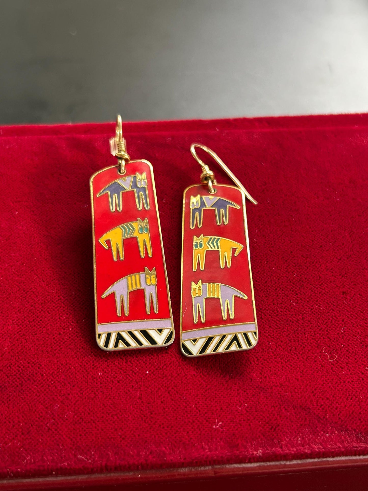 Vintage Laurel Burch Hieroglyphic Cats Cloisonne Enamel Earrings