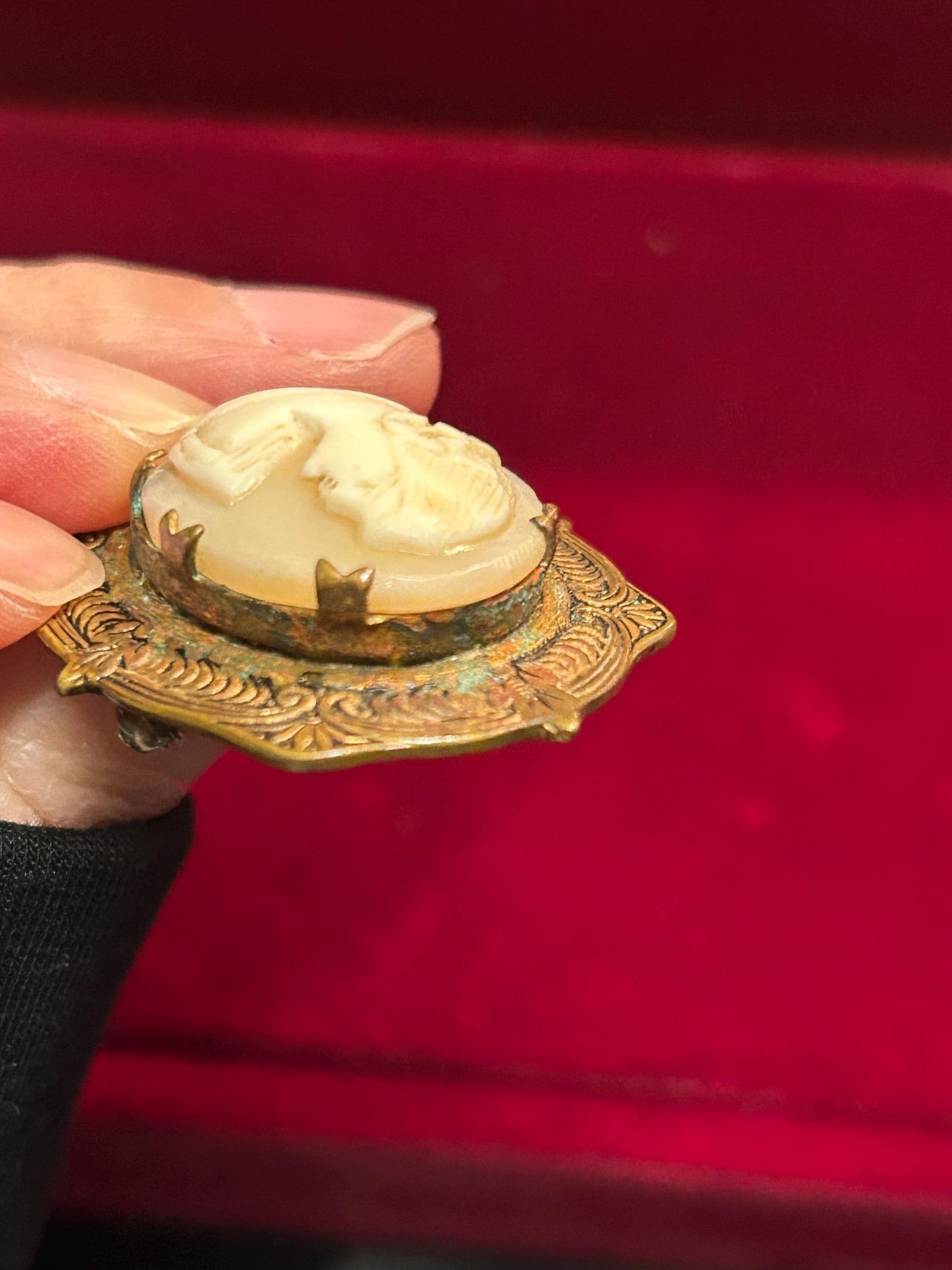 Antique Shell Cameo Brooch Praying Lady Brass Frame 1920s Victorian
