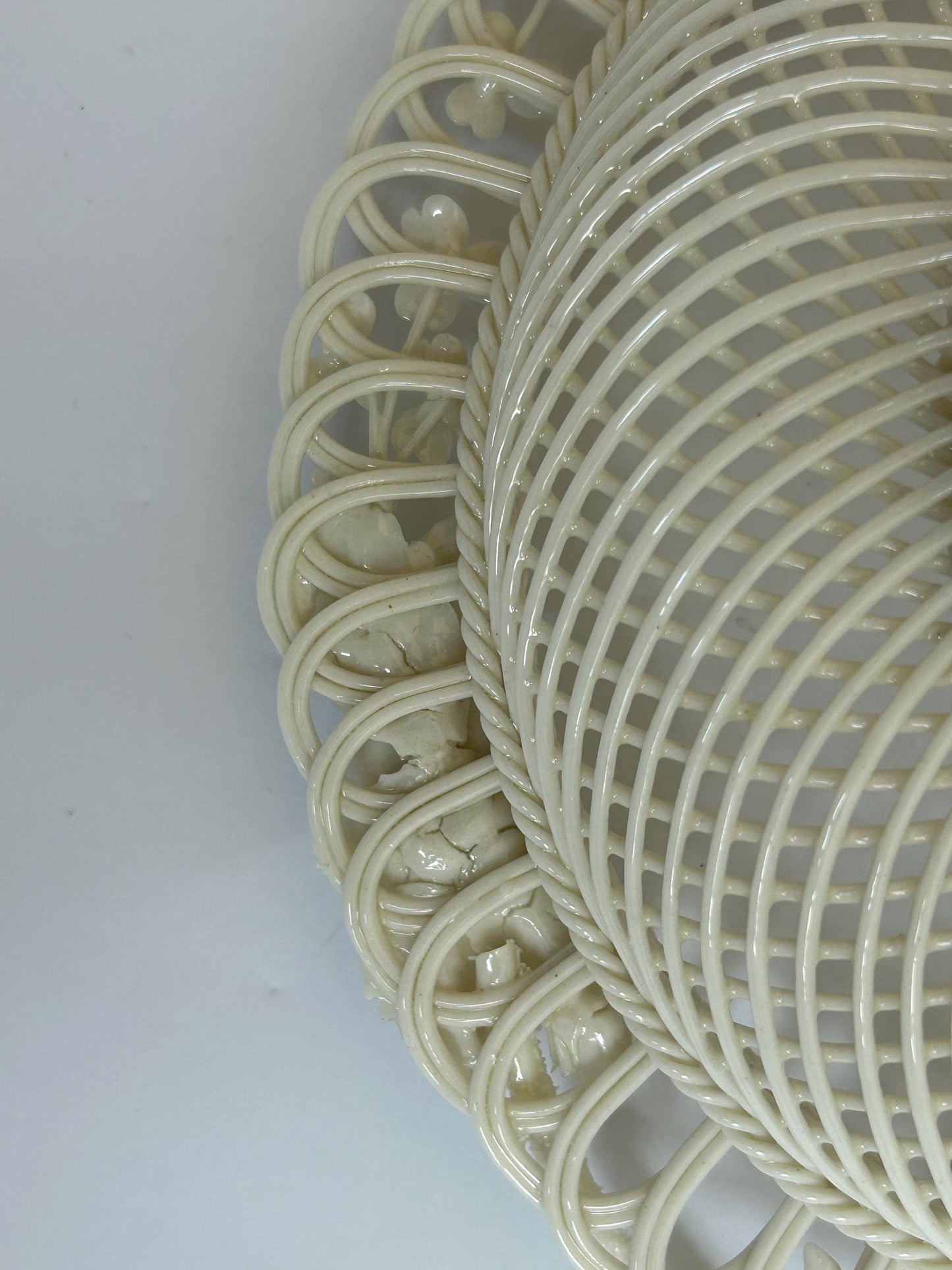 Antique Belleek Basket c.1921-1954, Hand-Woven Irish Porcelain, Applied Roses Shamrocks, 4-Strand Black Mark Era, Fermanagh Ireland