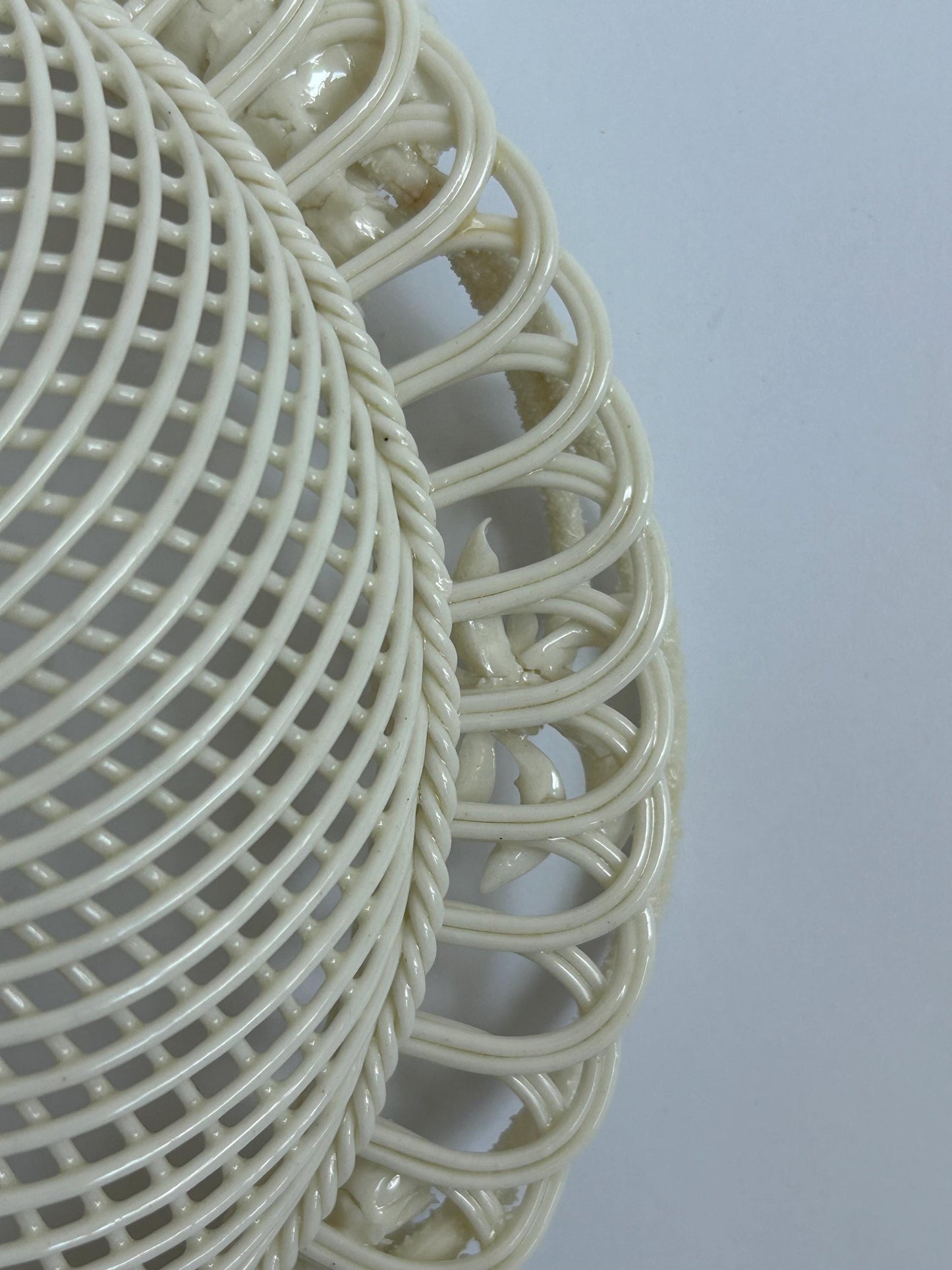 Antique Belleek Basket c.1921-1954, Hand-Woven Irish Porcelain, Applied Roses Shamrocks, 4-Strand Black Mark Era, Fermanagh Ireland