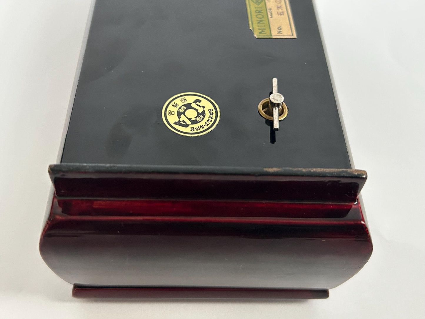 Vintage Minori Orgel Japanese Lacquer Jewelry Box, Maki-e Phoenix Design, Mid-Century Lidded Vanity Box