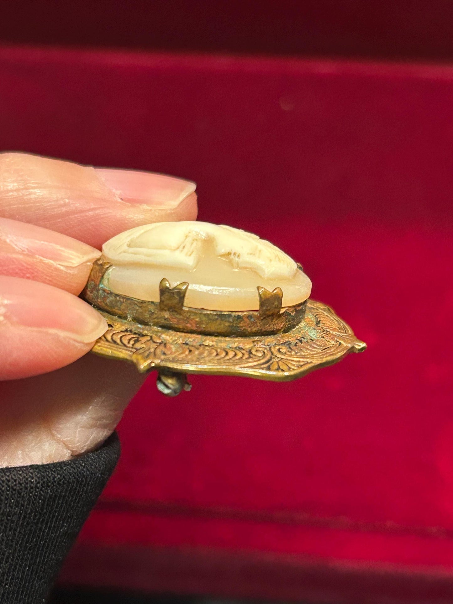 Antique Shell Cameo Brooch Praying Lady Brass Frame 1920s Victorian